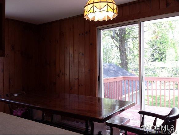 240 Maple Street - Photo 15