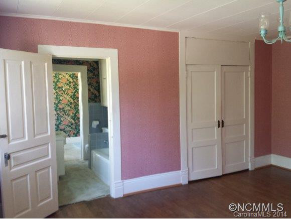 240 Maple Street - Photo 21