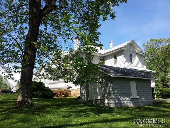 240 Maple Street - Photo 4