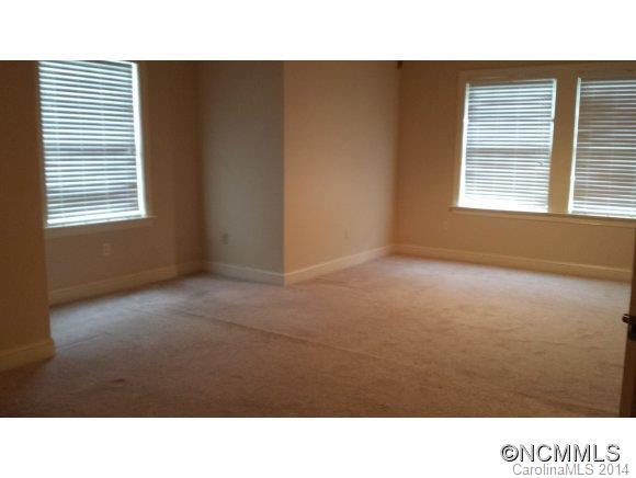 8 Trafalgar Circle - Photo 6