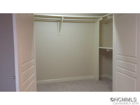 8 Trafalgar Circle - Photo 7