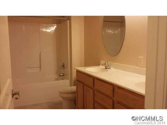 8 Trafalgar Circle - Photo 8