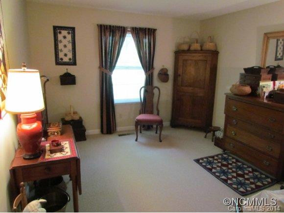 670 Dogwood Trail - Photo 15