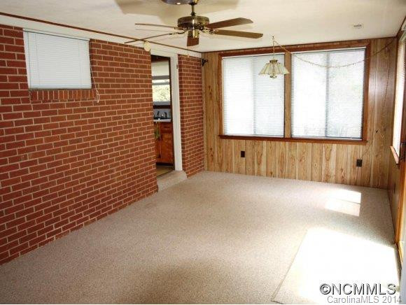 1067 Whitmire Road - Photo 14