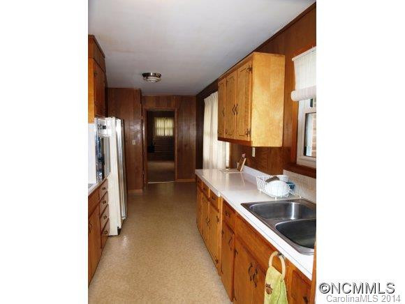 1067 Whitmire Road - Photo 17