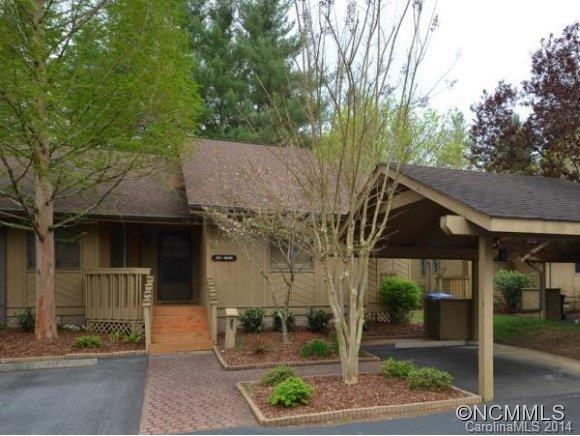 204 N. SCARLET OAK LANE