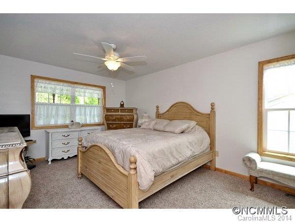 205 Pinellas Lane - Photo 8