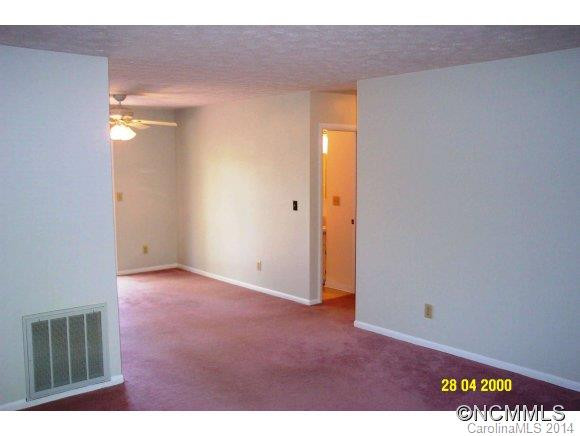 100 Falling Waters Road, Unit 2 - Photo 6