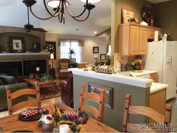 73 #303 Ridgetop Circle - Photo 6