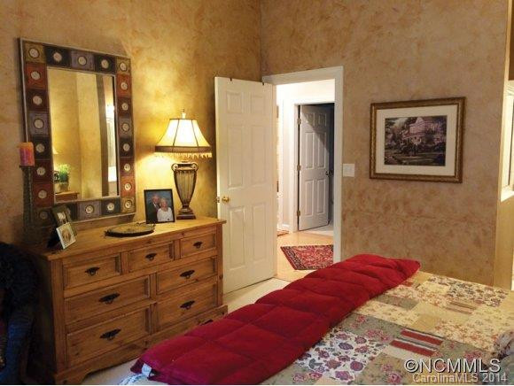 73 #303 Ridgetop Circle - Photo 10