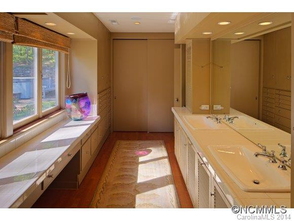 361 Windsor Road - Photo 20