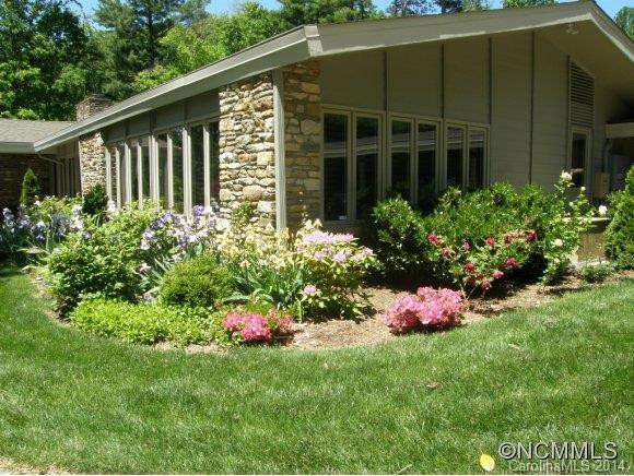 361 Windsor Road - Photo 3