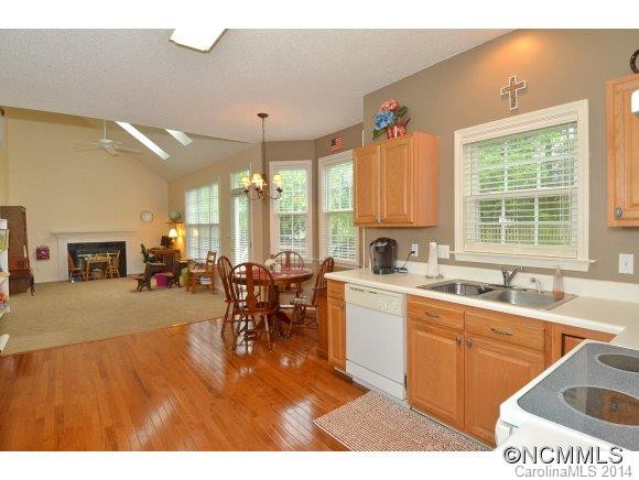 217 Riverbirch Drive - Photo 3