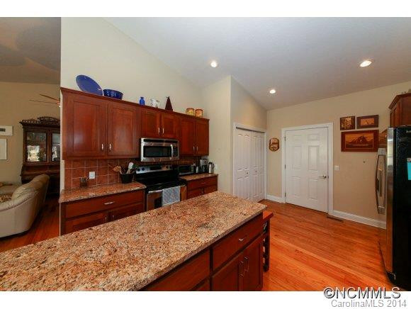 253 Fates Circle - Photo 14
