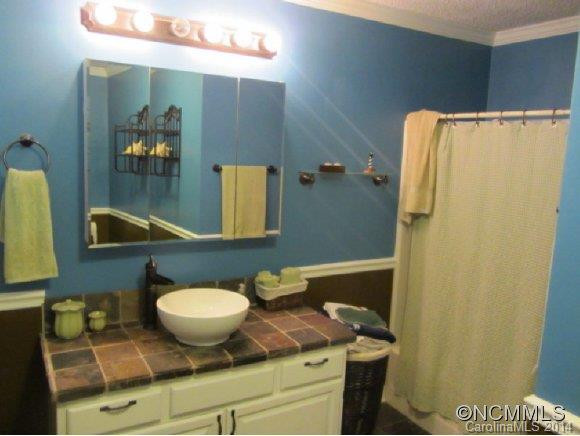 133 Wilde Avenue - Photo 10
