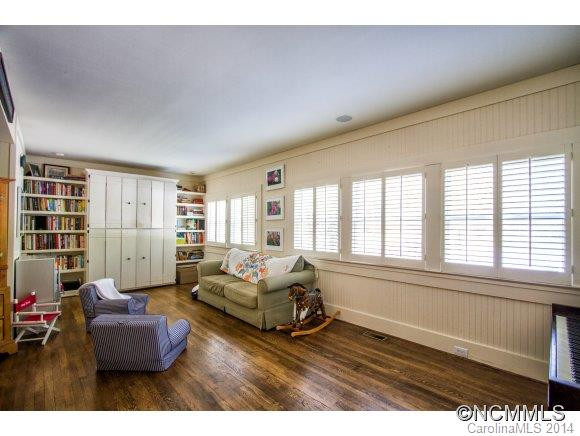 203 Maple Street - Photo 15