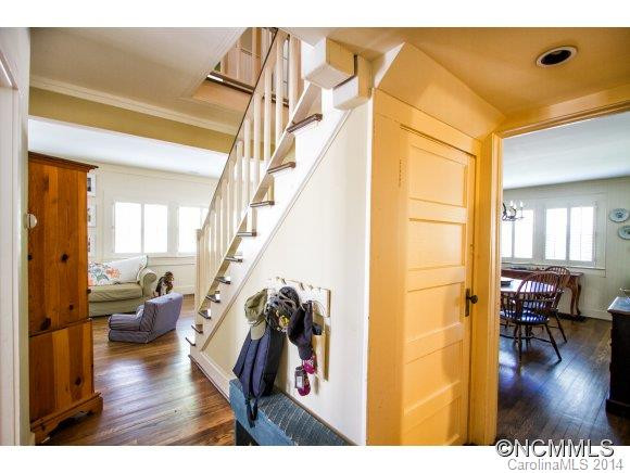 203 Maple Street - Photo 16
