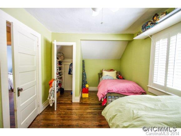 203 Maple Street - Photo 20