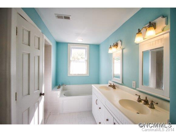 203 Maple Street - Photo 21