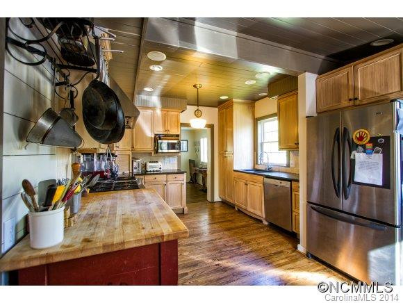 203 Maple Street - Photo 8