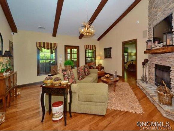 281 CONTUCK LANE - Photo 5