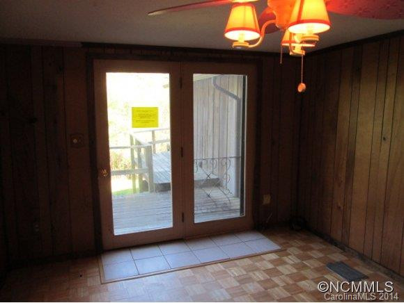 318 Foliage Lane - Photo 9