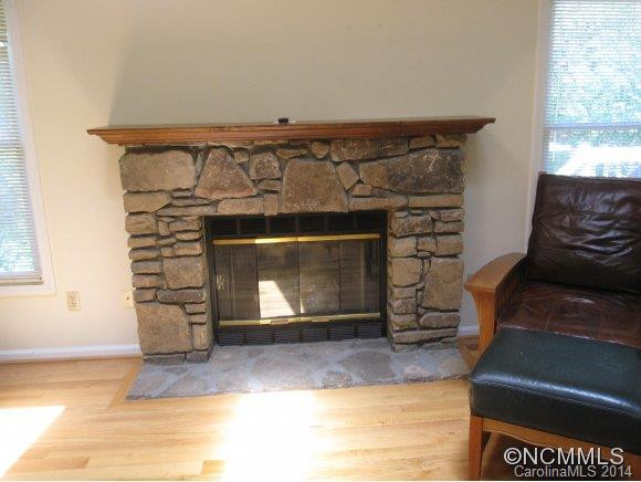 4 C Hedgerose Court - Photo 10