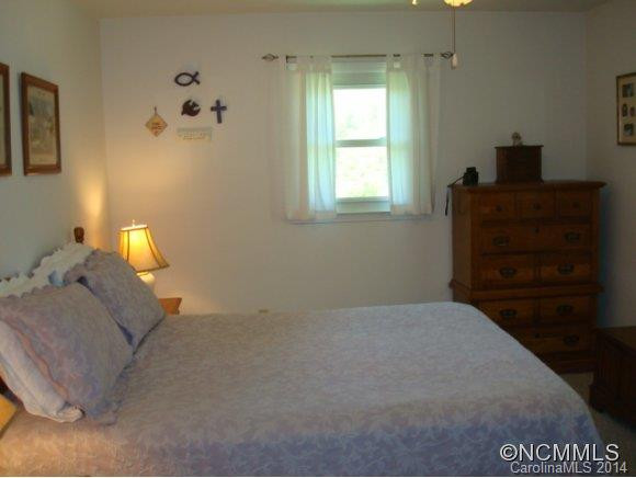 20 Hill N Dale Drive - Photo 11