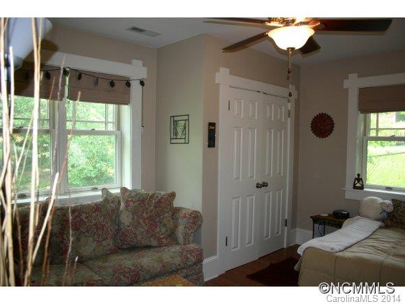 21 Austin Avenue - Photo 22