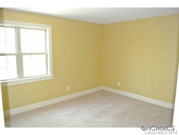 18 Central Avenue W - Photo 12