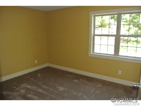 18 Central Avenue W - Photo 13