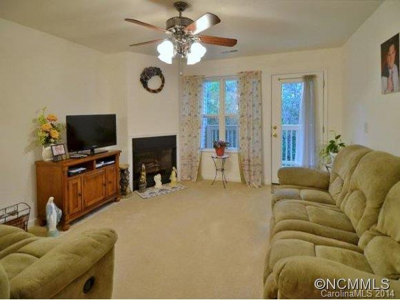 605 CARRINGTON PLACE - Photo 4