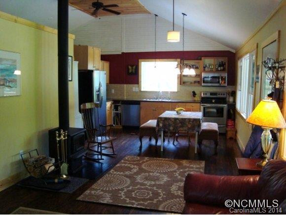 1905 McEntire Road - Photo 4