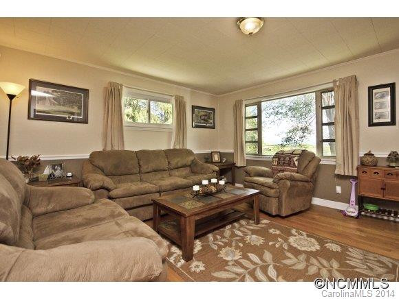 1553 Alexander Road - Photo 7