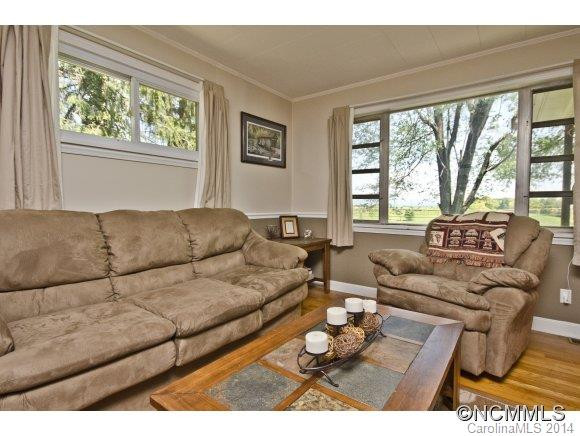 1553 Alexander Road - Photo 9