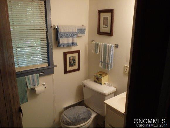 341 Terrace - Photo 8