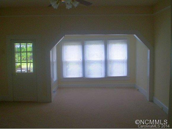 56 East Hemlock St - Photo 3