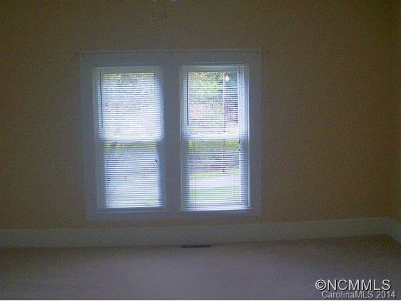 56 East Hemlock St - Photo 7