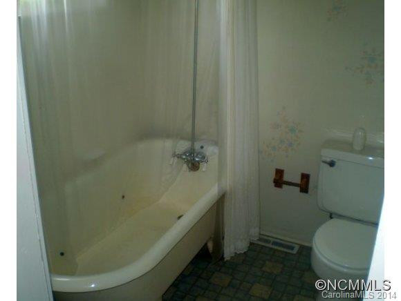 56 East Hemlock St - Photo 8