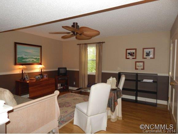 197 Waterford Lane - Photo 16