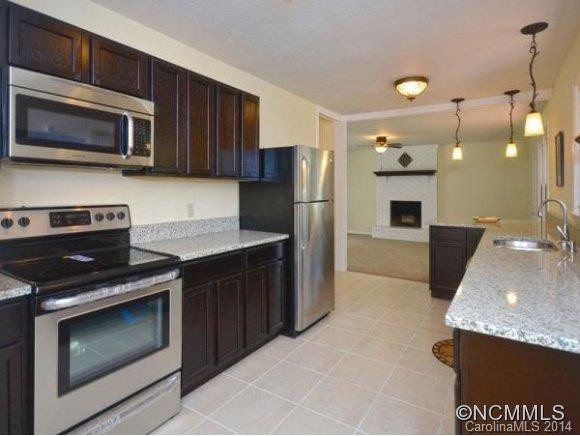 181 ROCK HILL ROAD - Photo 4
