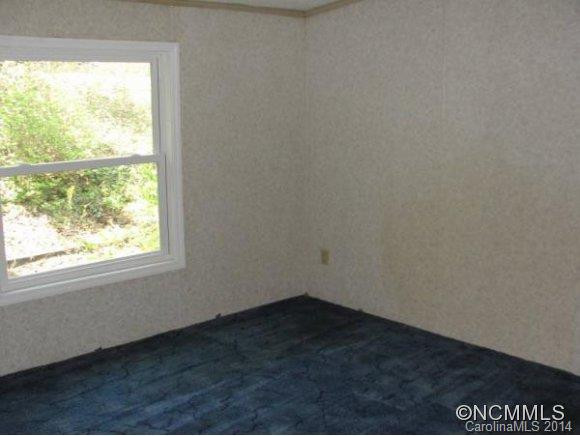 2 HEATH LANE - Photo 5
