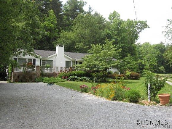 2108 Woodcrest Lane