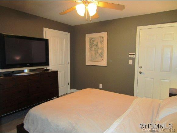 23 Catawba Street, Unit B - Photo 11