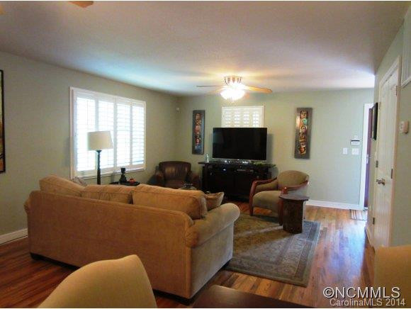 23 Catawba Street, Unit B - Photo 6