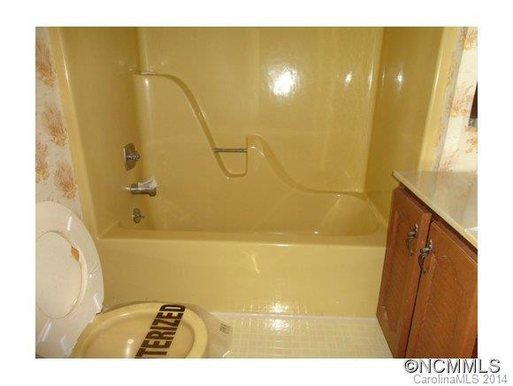 480 Enka Lake Rd - Photo 13