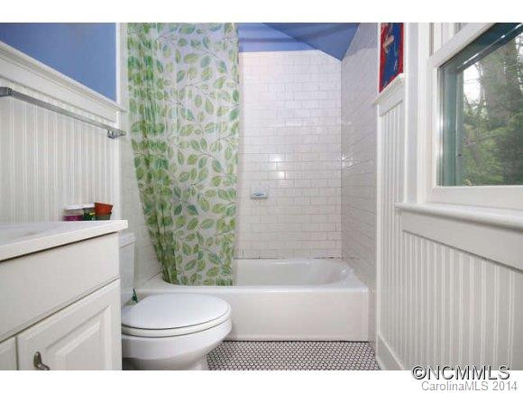102 Flint St - Photo 17