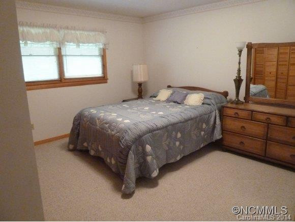 2817 Rosemount - Photo 9