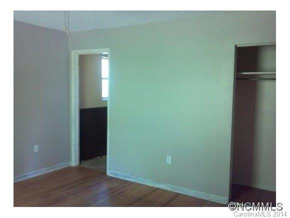 527 Floyd Blackwell Road - Photo 8