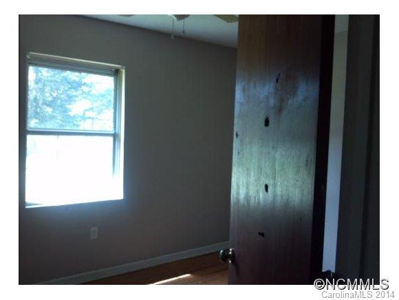 527 Floyd Blackwell Road - Photo 10